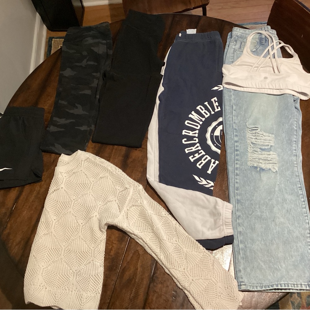Kids Size 14/16 lot *Abercrombie x2, Athleta x2